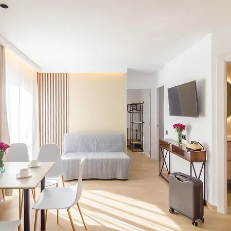 Estupendo En Льорет-де-Мар